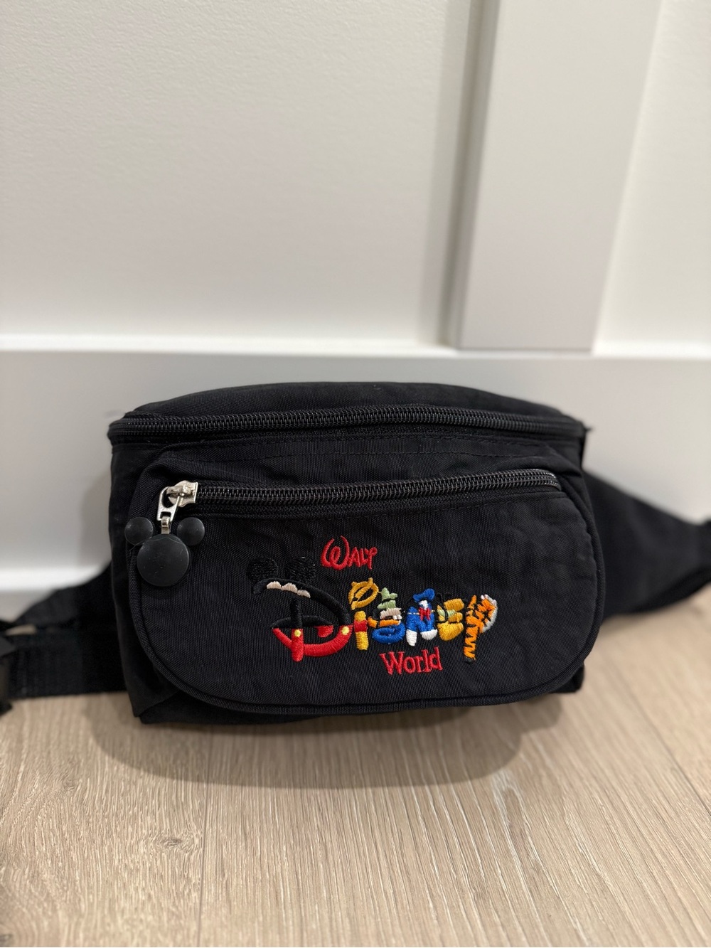 Walt Disney World Y2K Black Embroidered Fanny Pack